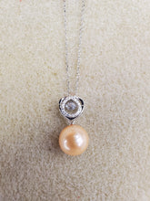 Load image into Gallery viewer, SOUTH SEA PEARL NECKLACE 16&quot;
