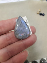 Load image into Gallery viewer, Purple Labradorite Cabochon