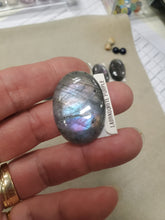 Load image into Gallery viewer, Purple Labradorite Cabochon