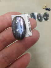 Load image into Gallery viewer, Purple Labradorite Cabochon
