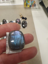 Load image into Gallery viewer, Purple Labradorite Cabochon