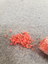 Load image into Gallery viewer, Miyuki Delica 11/0 Reds