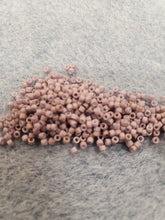 Load image into Gallery viewer, Miyuki Delica 11/0 Pinks