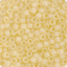 Load image into Gallery viewer, Miyuki Delica 11/0 Ambers/Browns