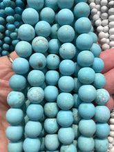 Load image into Gallery viewer, Howlite Blue Round