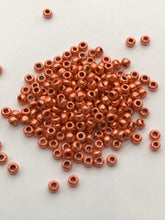 Load image into Gallery viewer, Czech Seed Bead Metallic 11/0
