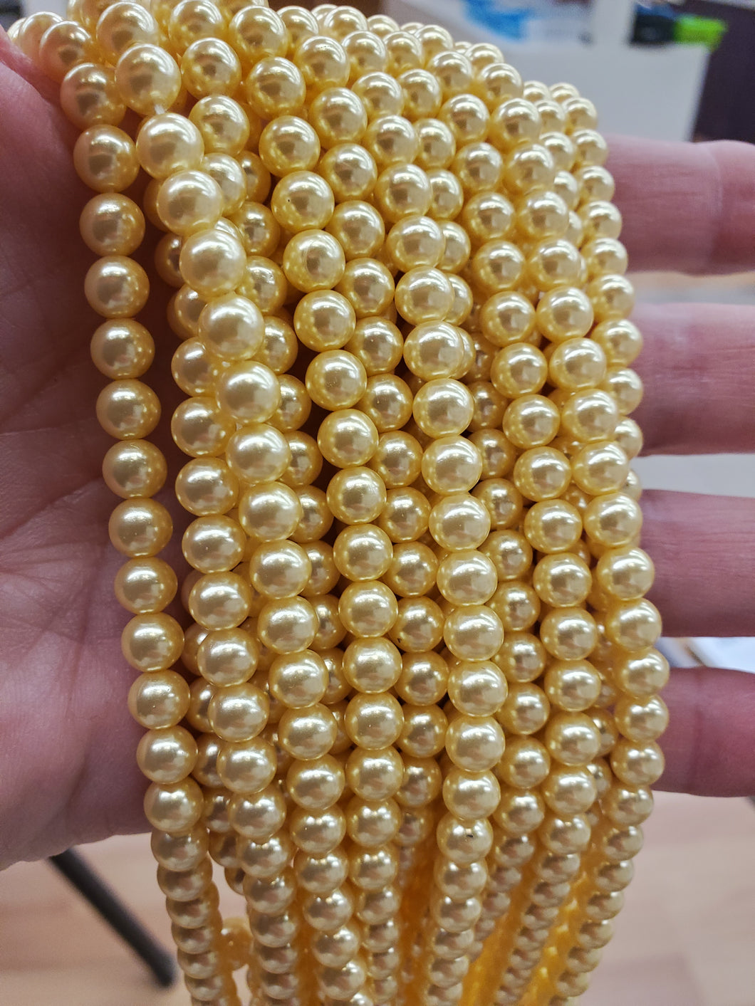 ACRYLIC PEARL 6MM
