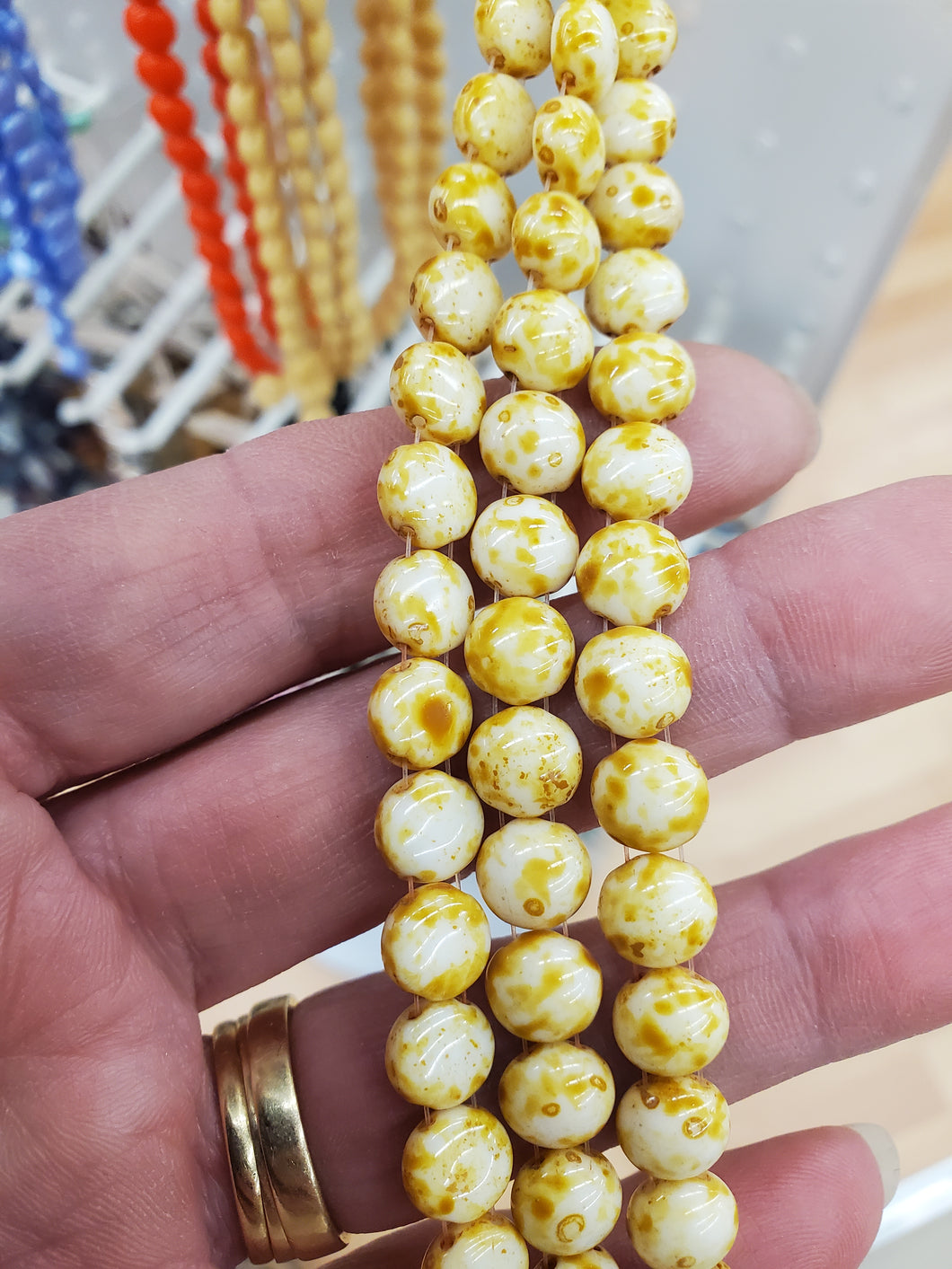 2-HOLE CANDY BEADS 8.5X5MM