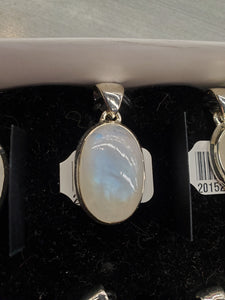 MOONSTONE PENDANT