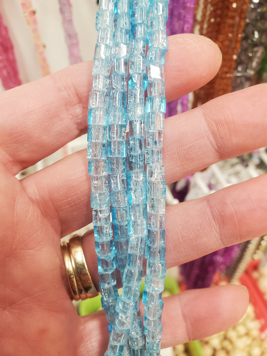 ACRYLIC BEAD 4MM