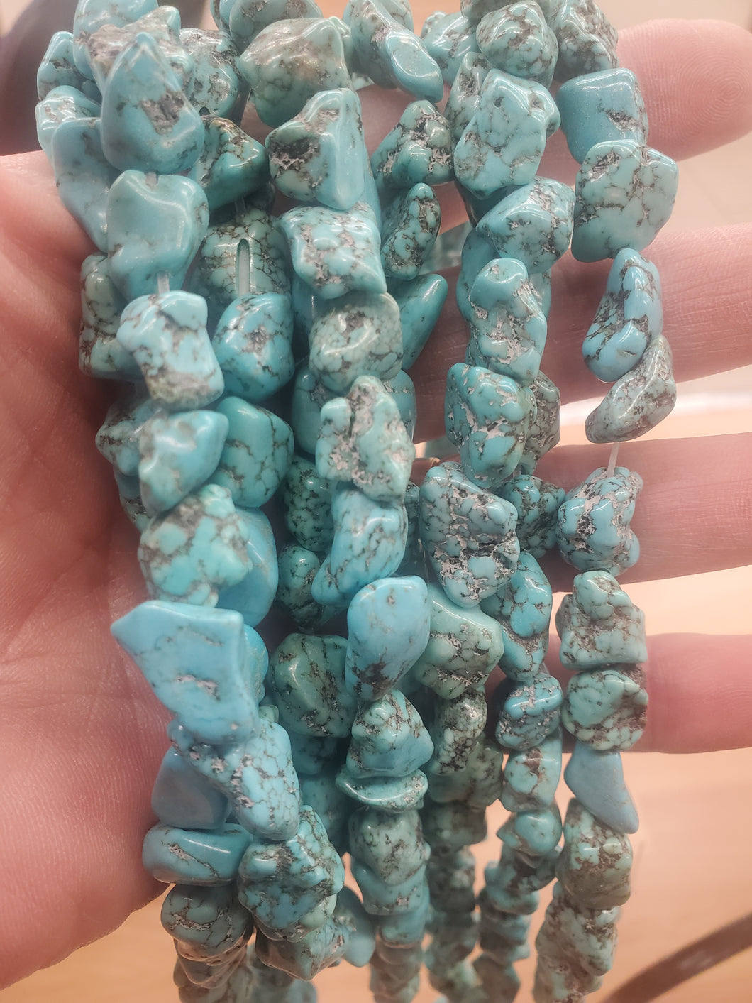 GREEN TURQUOISE NUGGETS 9-19X7-12X5-11MM