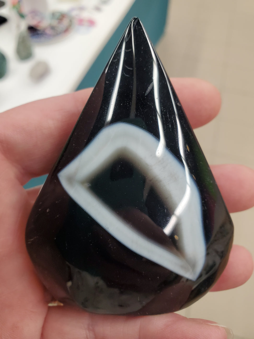 BLACK AGATE FREEFORM FLAME