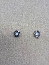 Load image into Gallery viewer, BRASS MAGNETIC CLASP PAW PRINT
