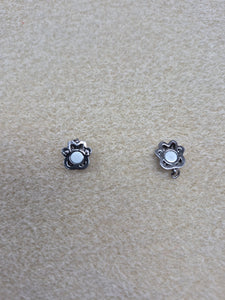 BRASS MAGNETIC CLASP PAW PRINT