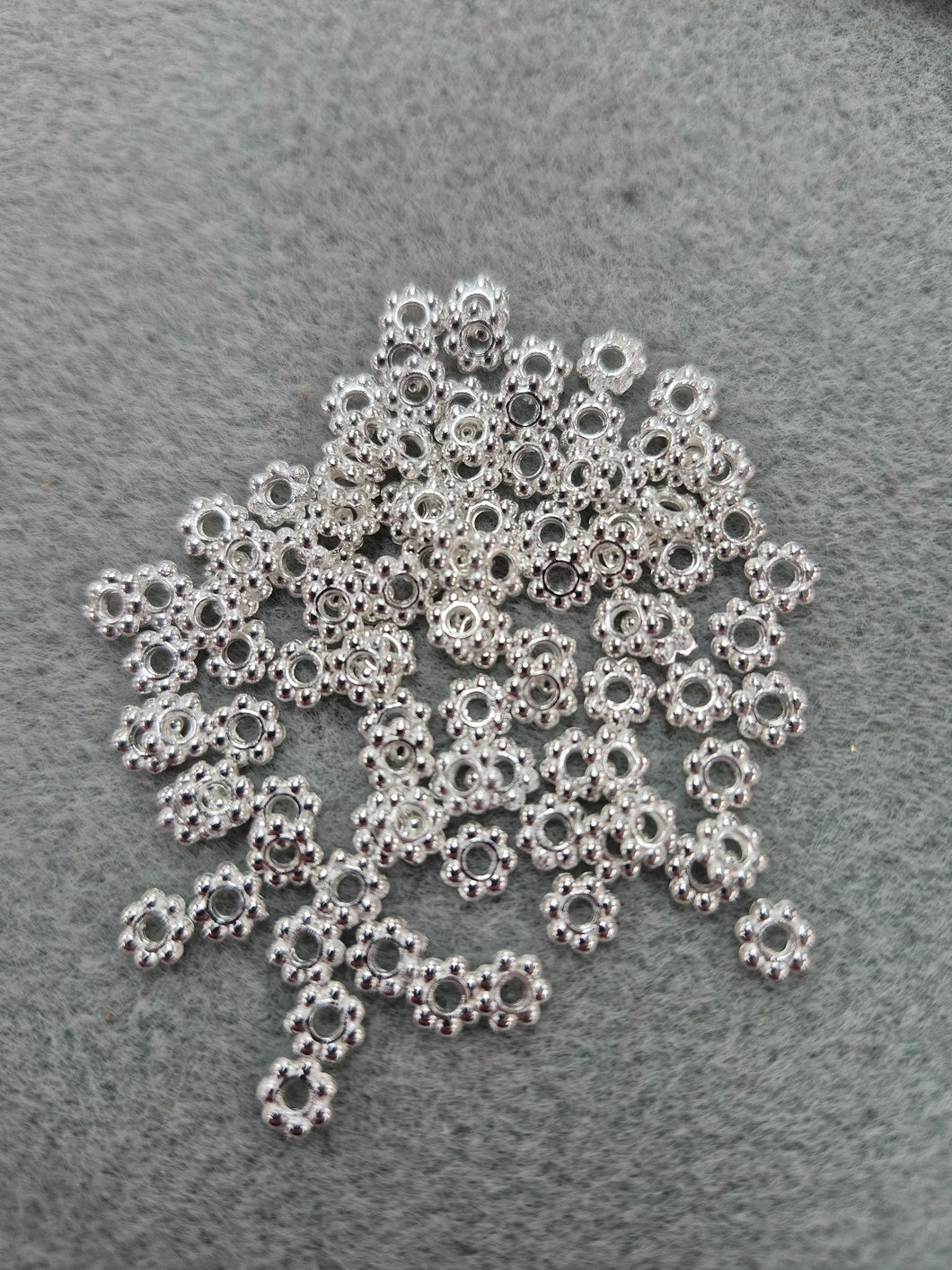 DAISY SPACER