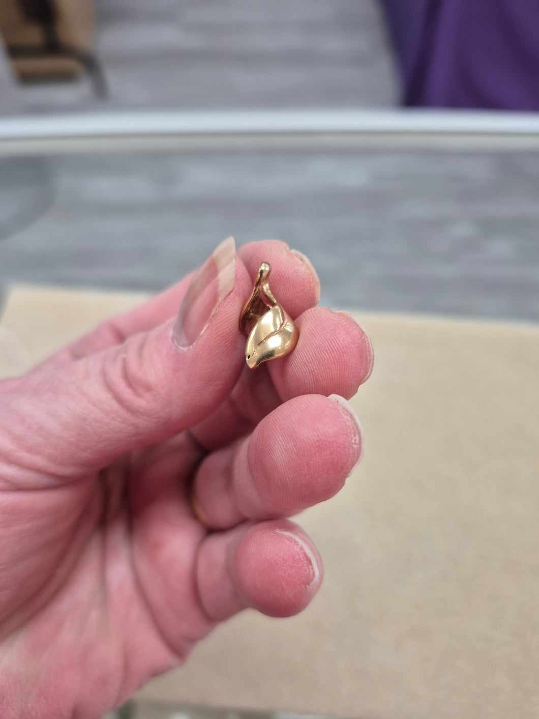BRONZE PINCH BAIL