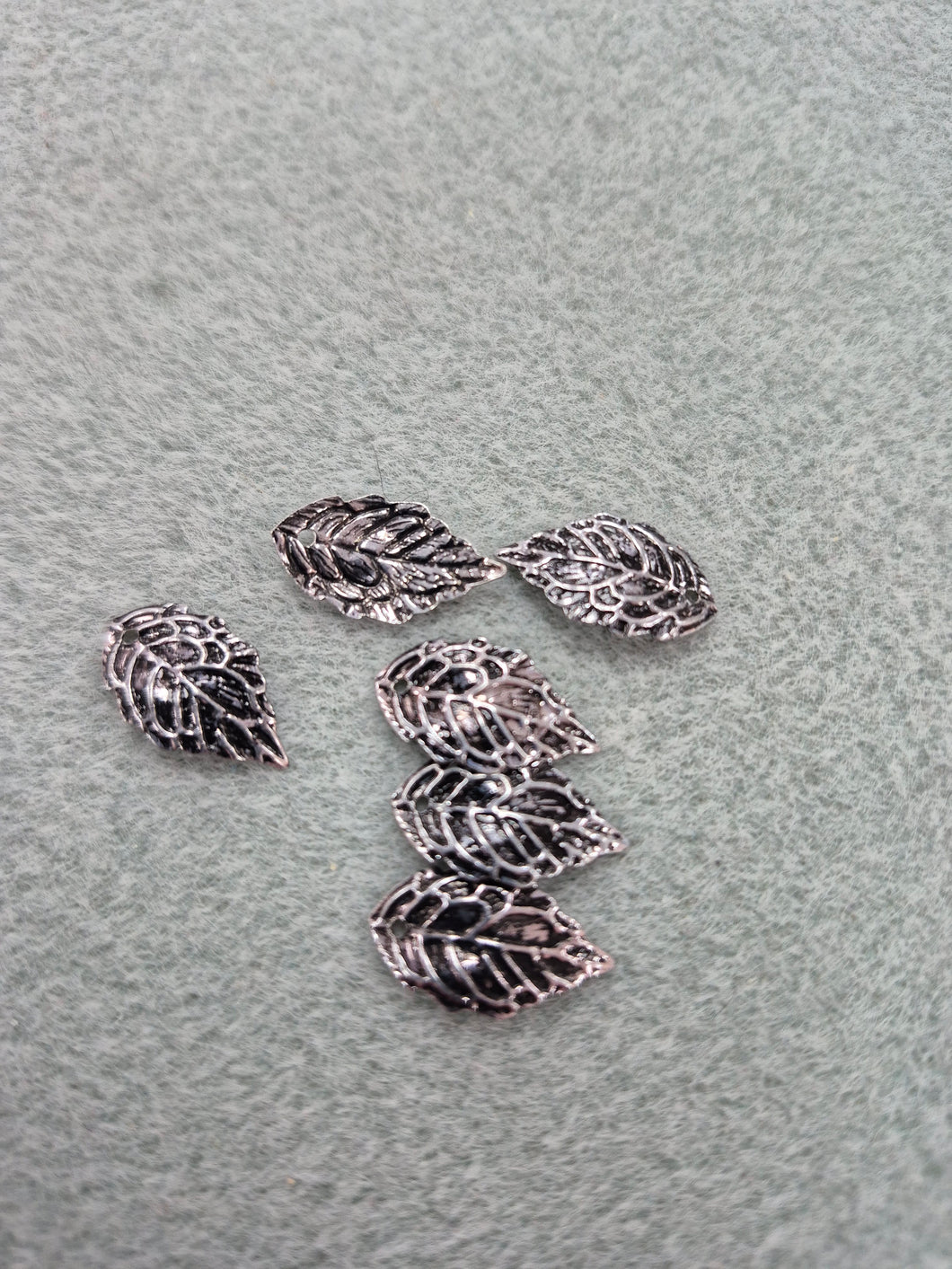LEAF CHARM