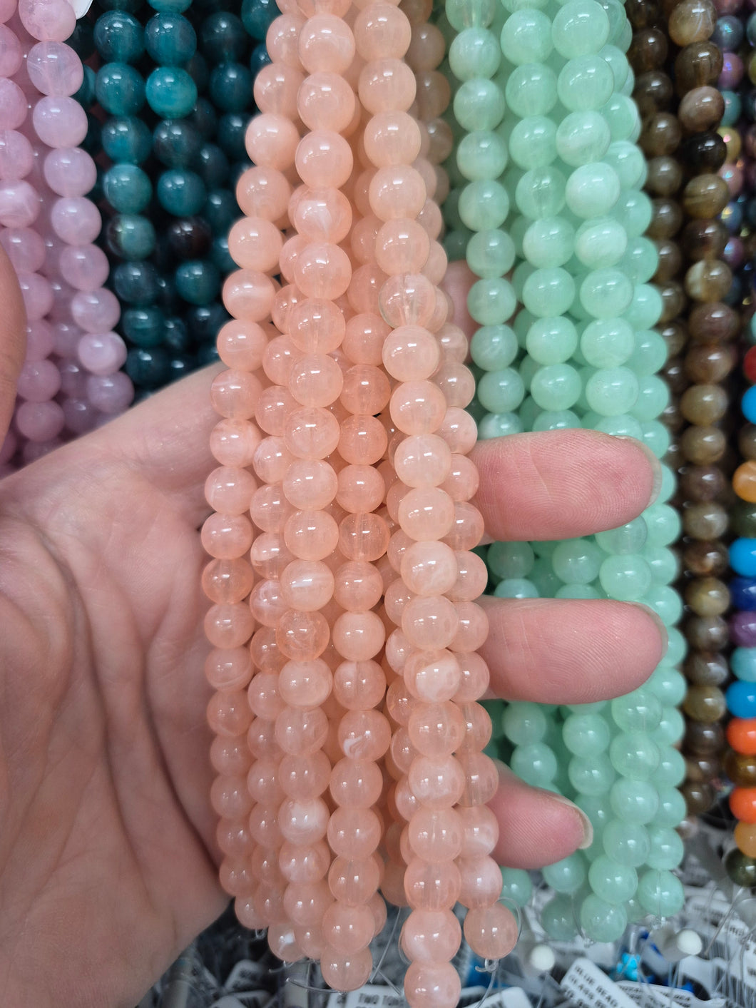 ACRYLIC BEADS 8MM