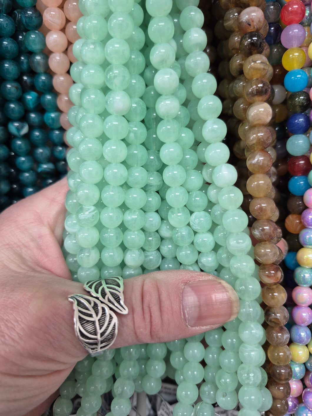 ACRYLIC BEADS 8MM