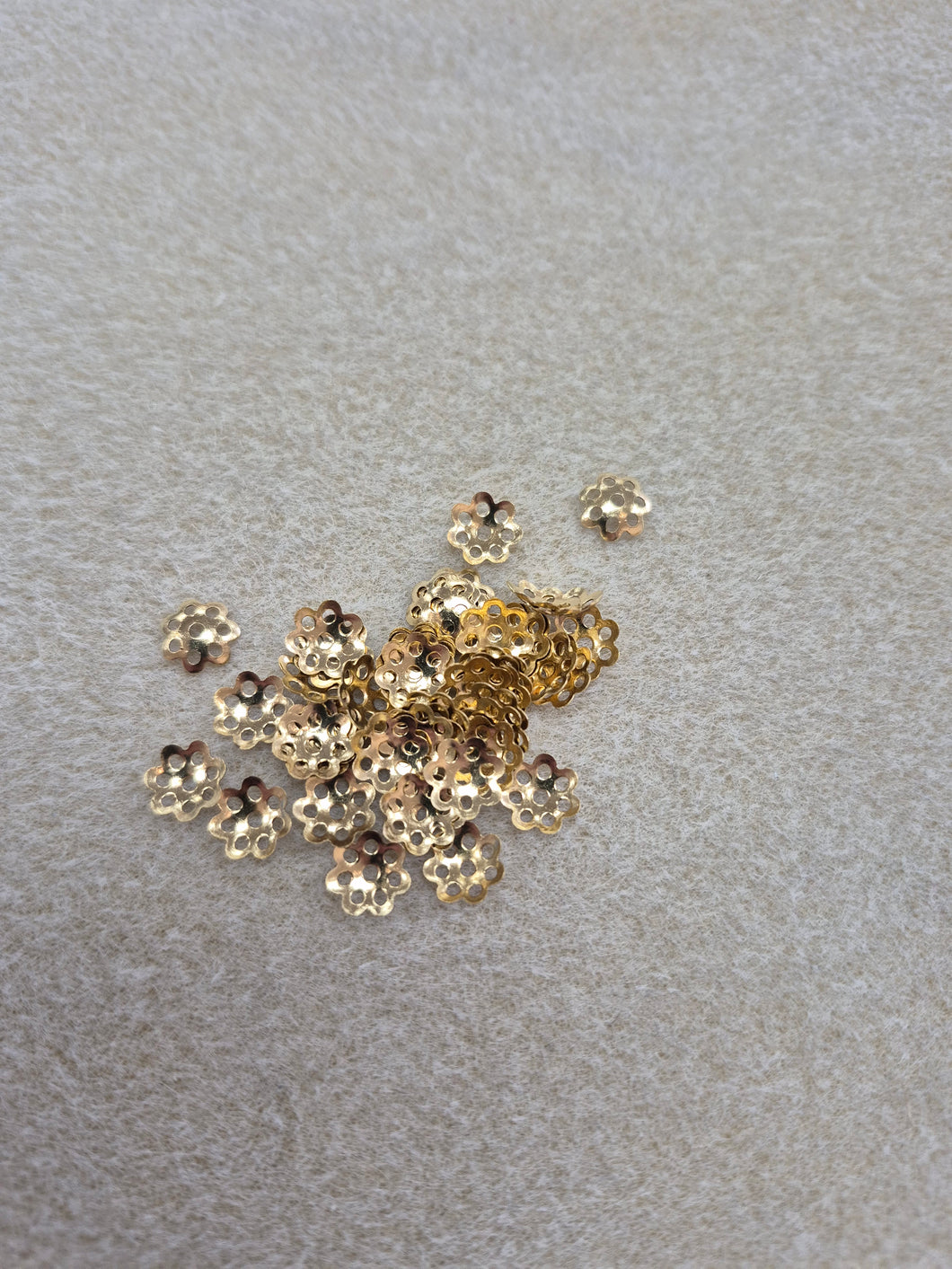 UNPLATED BRASS BEAD CAP