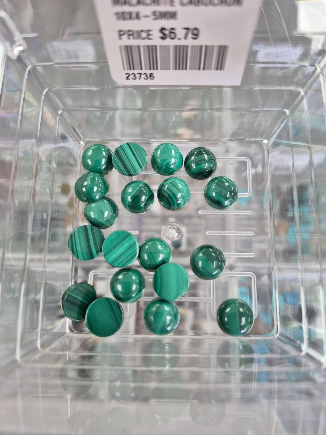 MALACHITE CABOCHON