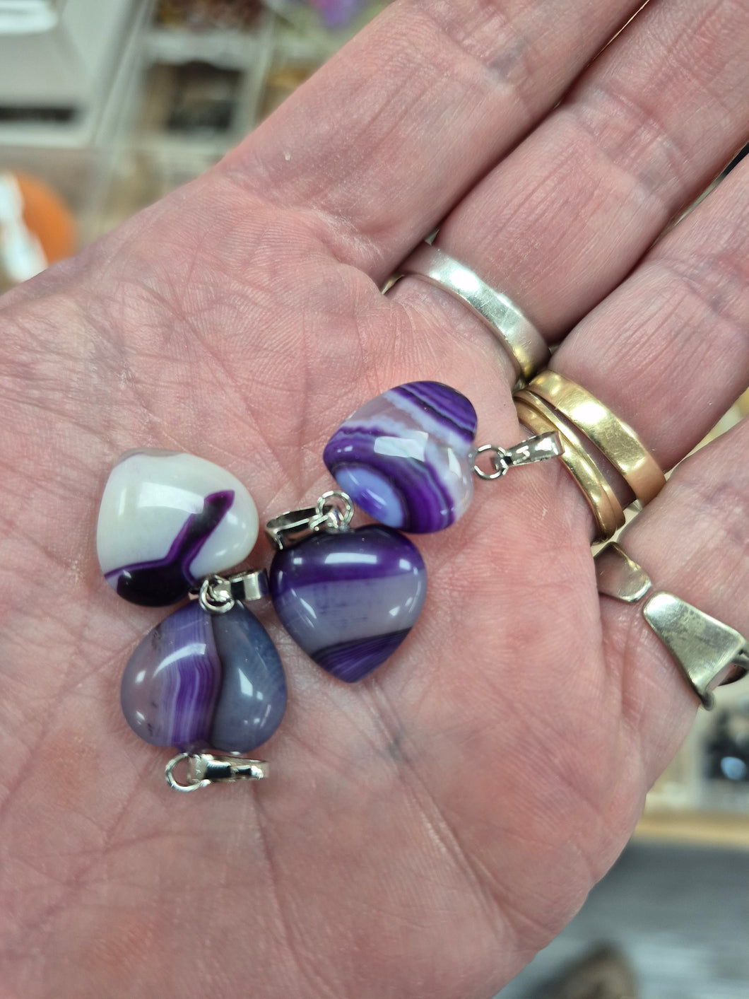 AGATE HEART PENDANT