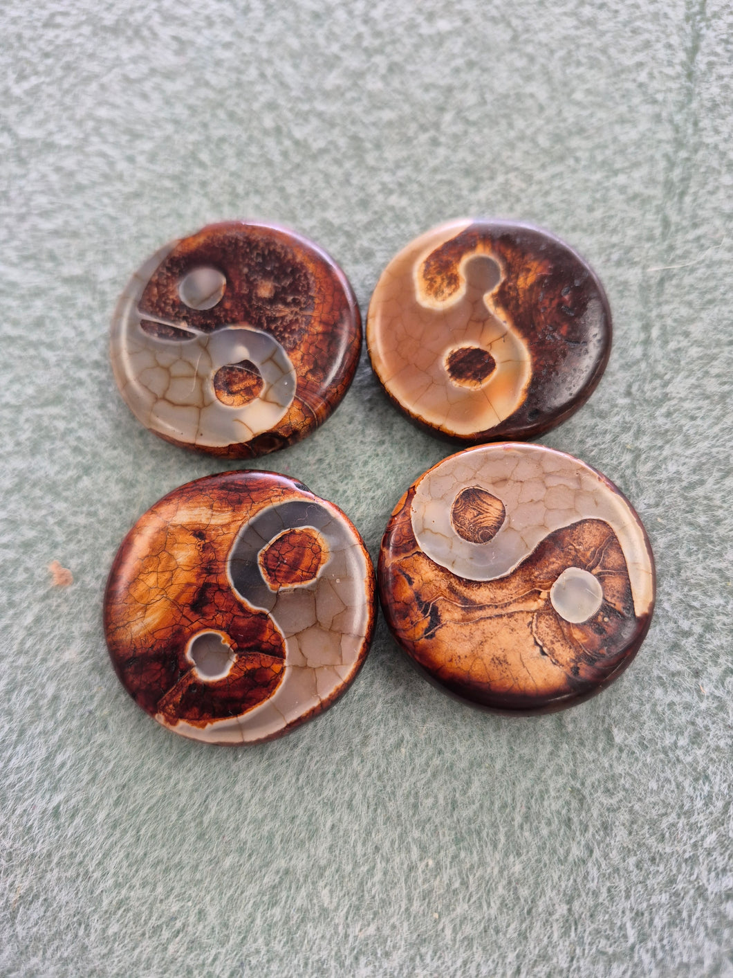 AGATE DZI BEAD YIN/YANG