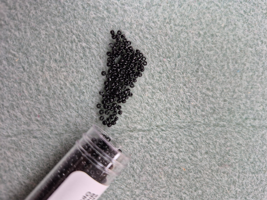 MIYUKI SEED BEAD 15/0