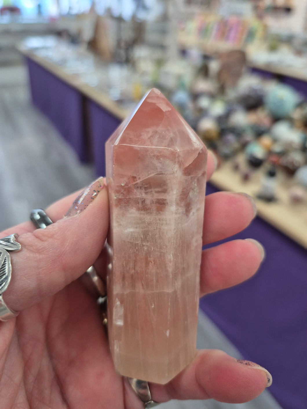ROSE CALCITE POINT 173G 94MM PAKISTAN