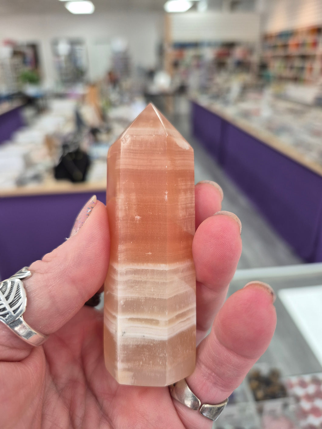 HONEY CALCITE POINT