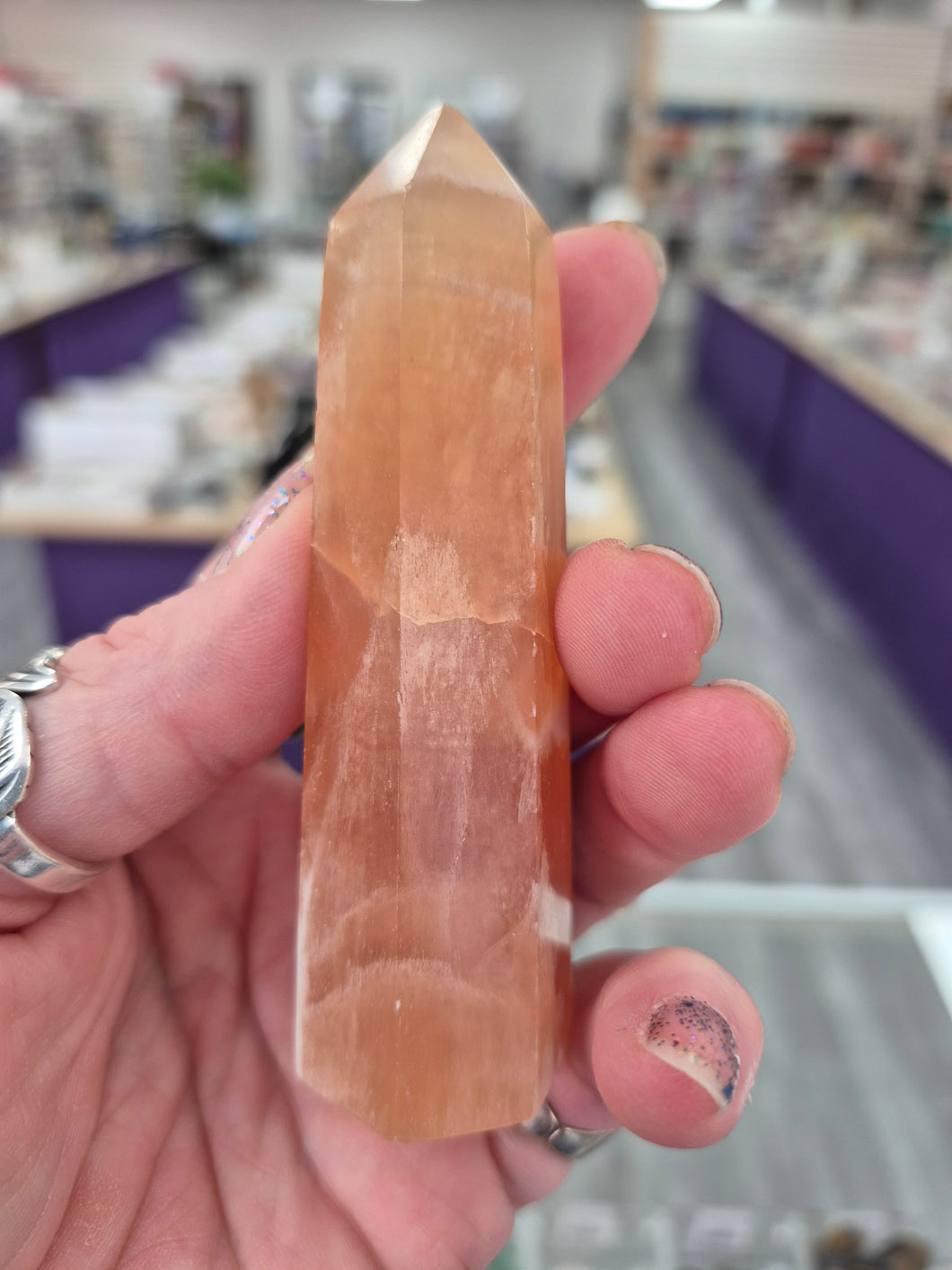 HONEY CALCITE POINT