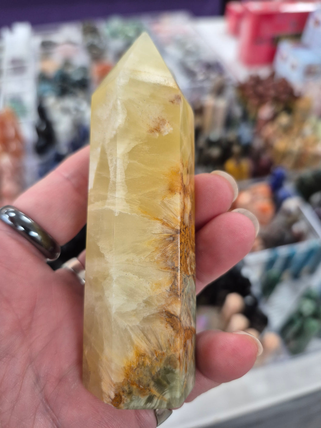 LEMON CALCITE POINT