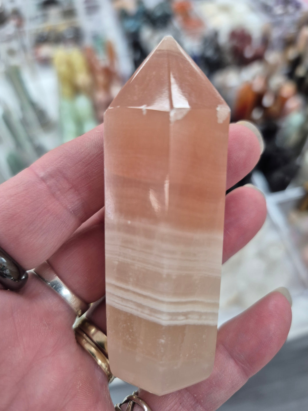 HONEY CALCITE POINT