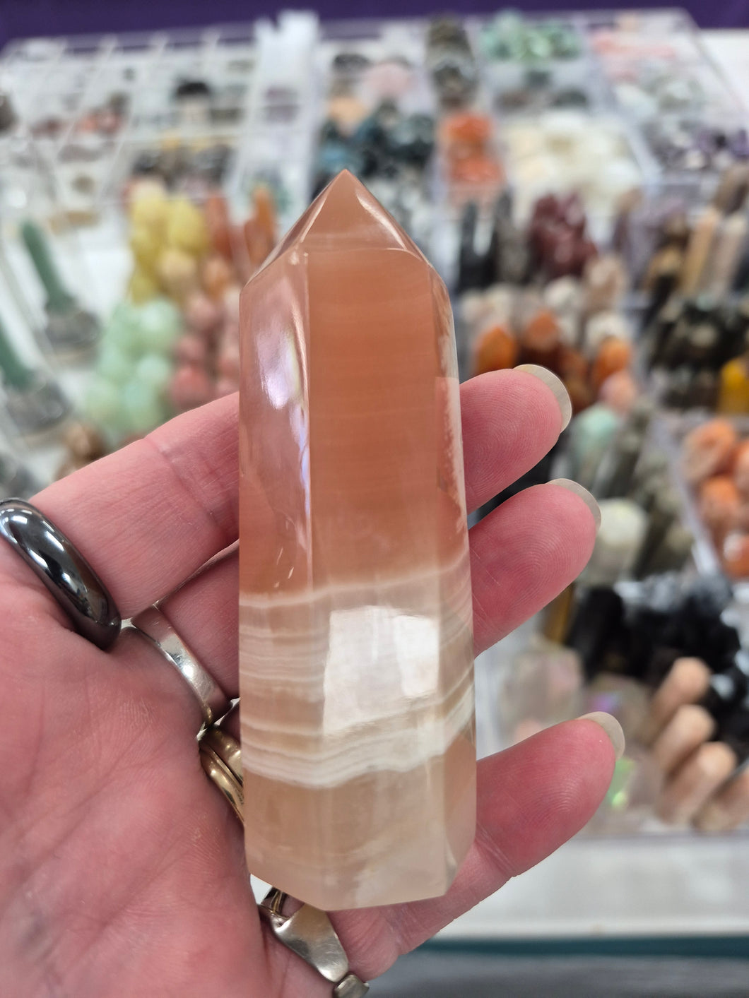 HONEY CALCITE POINT