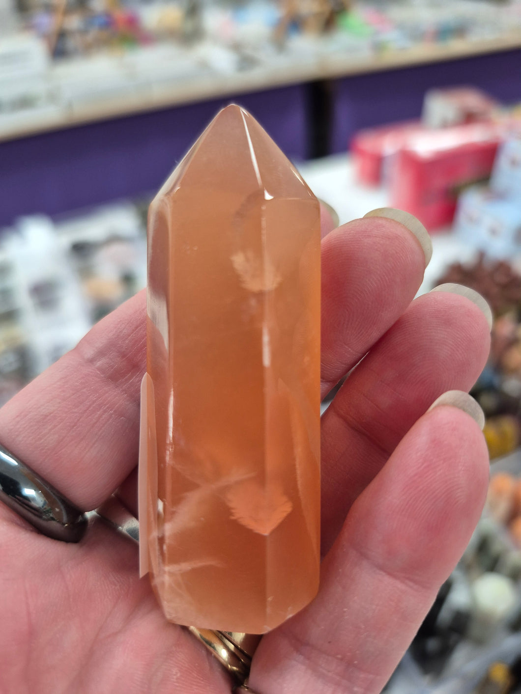 HONEY CALCITE POINT