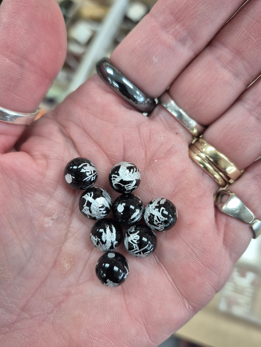 BLACK AGATE