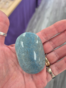 TROLLEITE PALM STONE