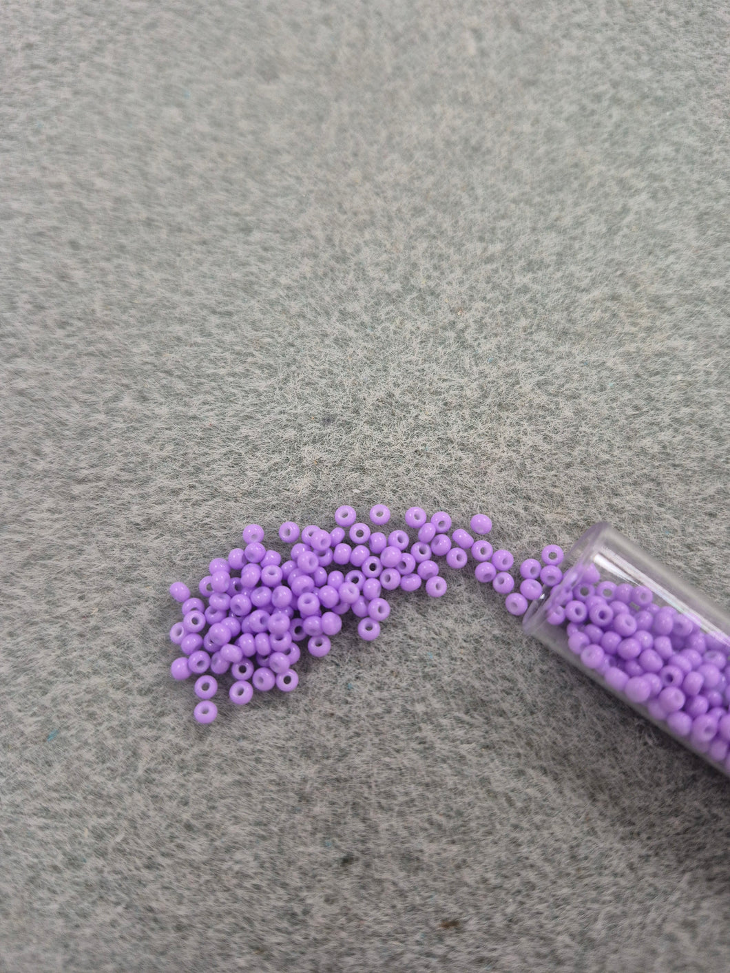 CZECH SEED BEAD 10/0