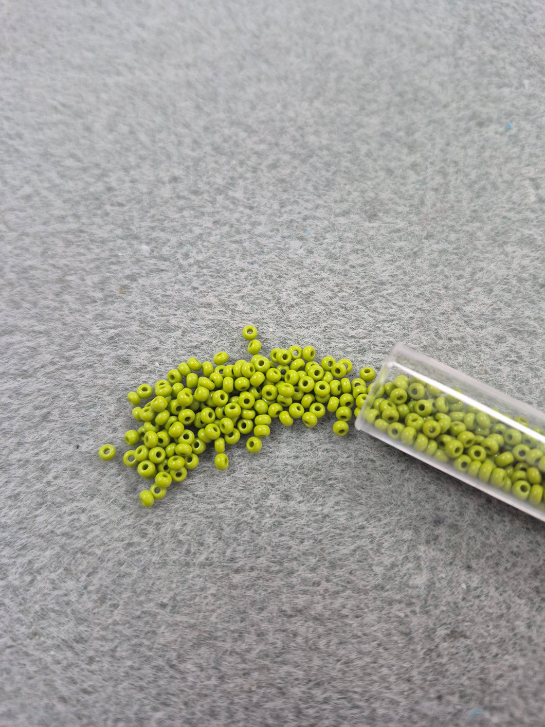 CZ SEED BEAD 10/0