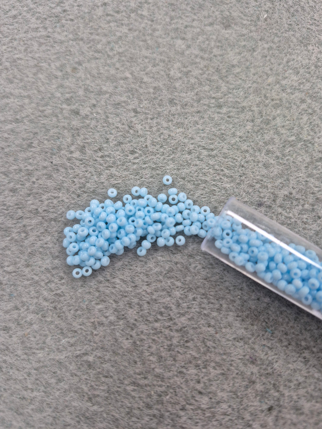 CZECH SEED BEAD 10/0