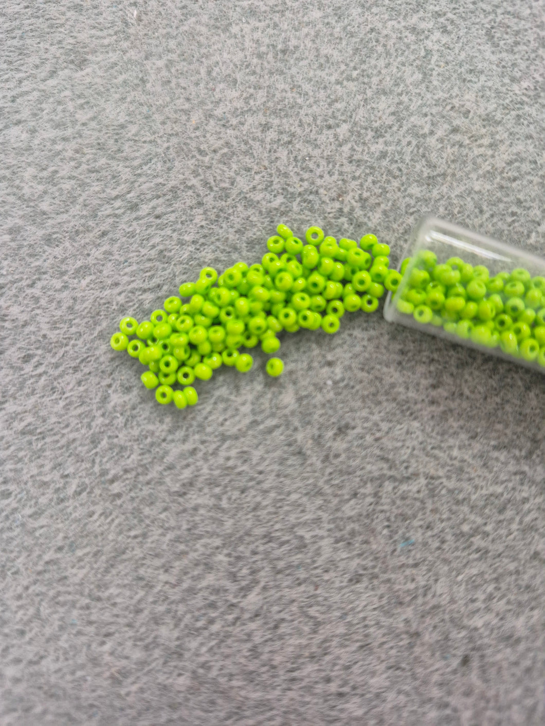 CZECH SEED BEAD 10/0