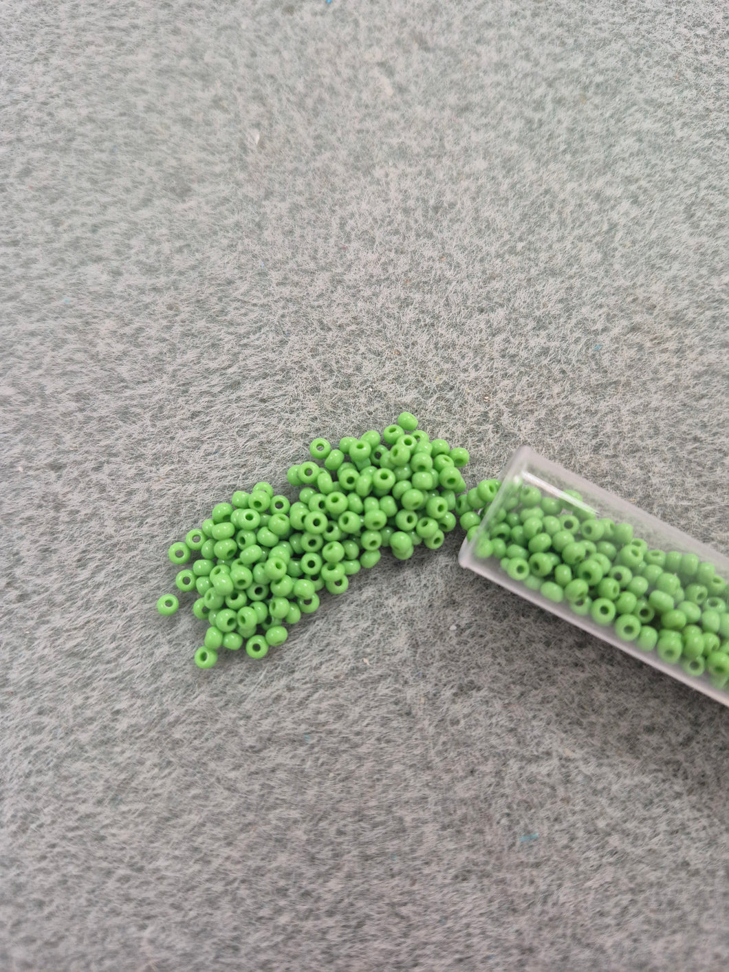 CZ SEED BEAD 10/0