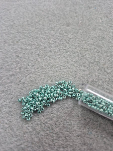 CZECH SEED BEAD 10/0