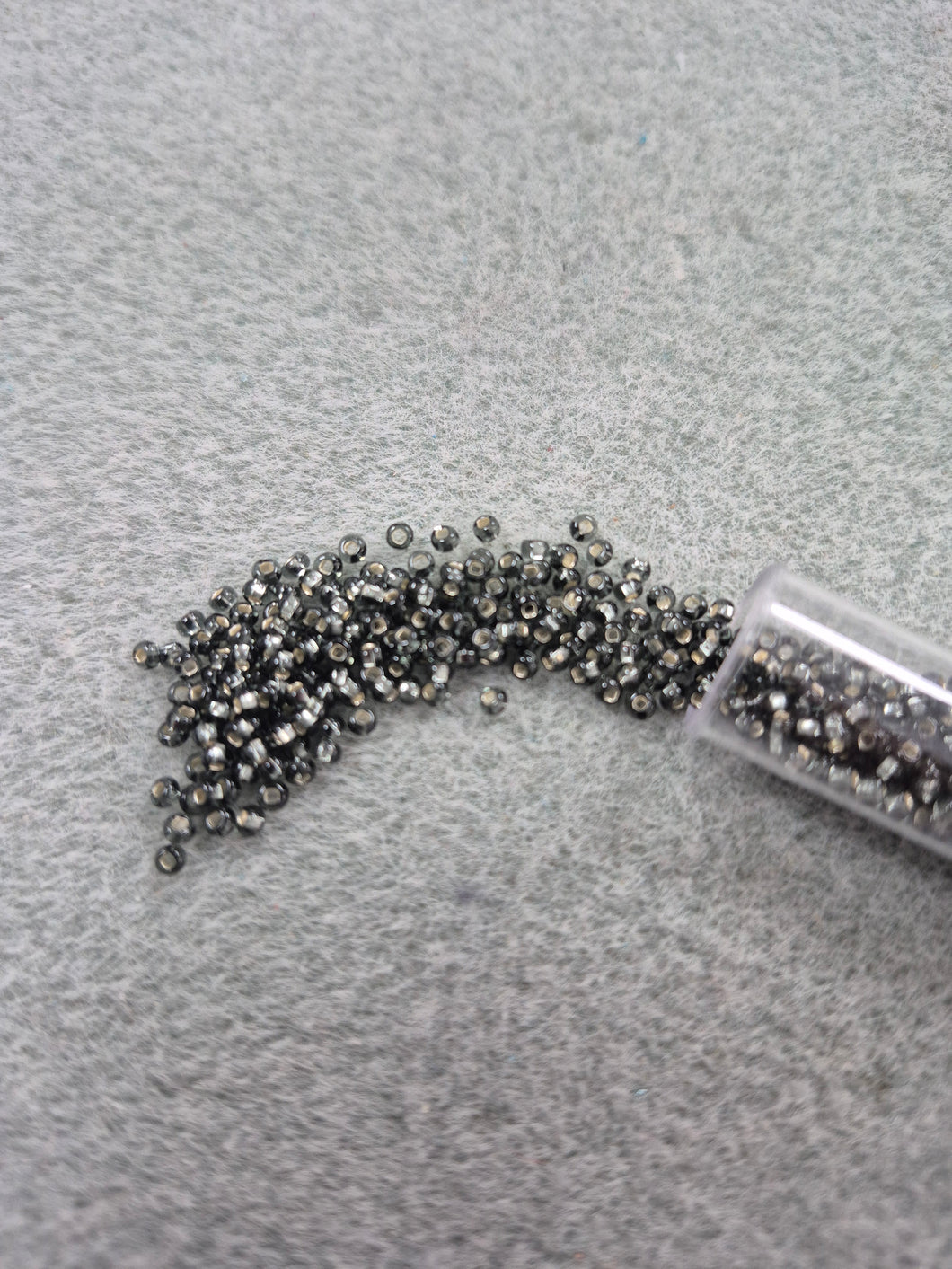 CZ SEED BEAD 10/0