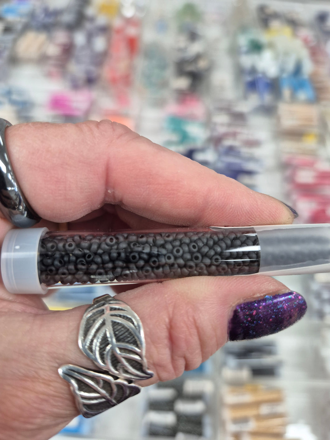 CZECH SEED BEAD 10/0