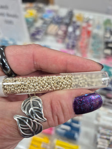 CZECH SEED BEAD 10/0