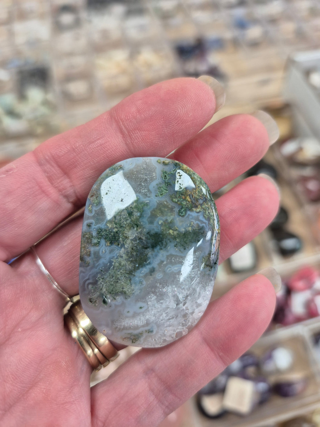 MOSS AGATE PALM STONE