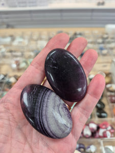FLUORITE PALM STONE
