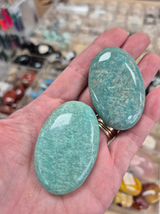 AMAZONITE PALM STONE