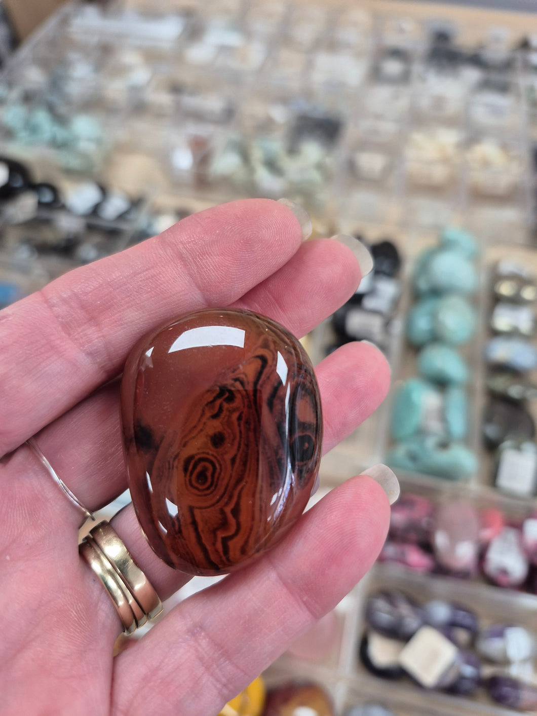 CARNELIAN PALM STONE